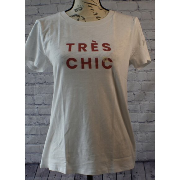 NWT LOFT Women’s Graphic Tee | “Tres Chic” T-Shirt | Size S - Picture 1 of 6